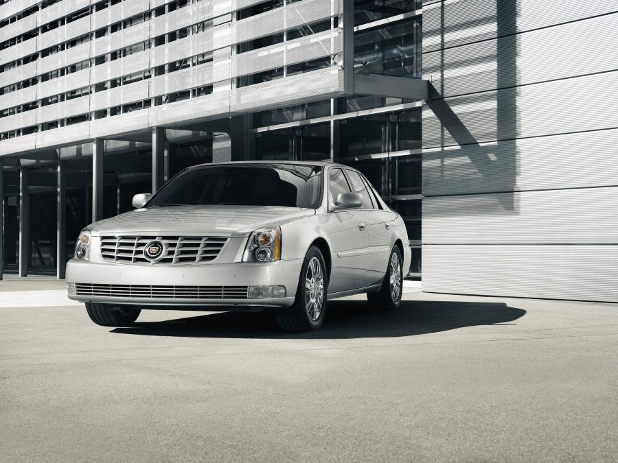 Cadillac DTS '2011